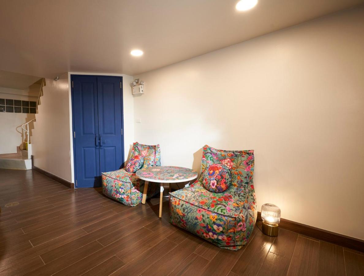 Hotel Sweet'S Escape Bangkok Esterno foto